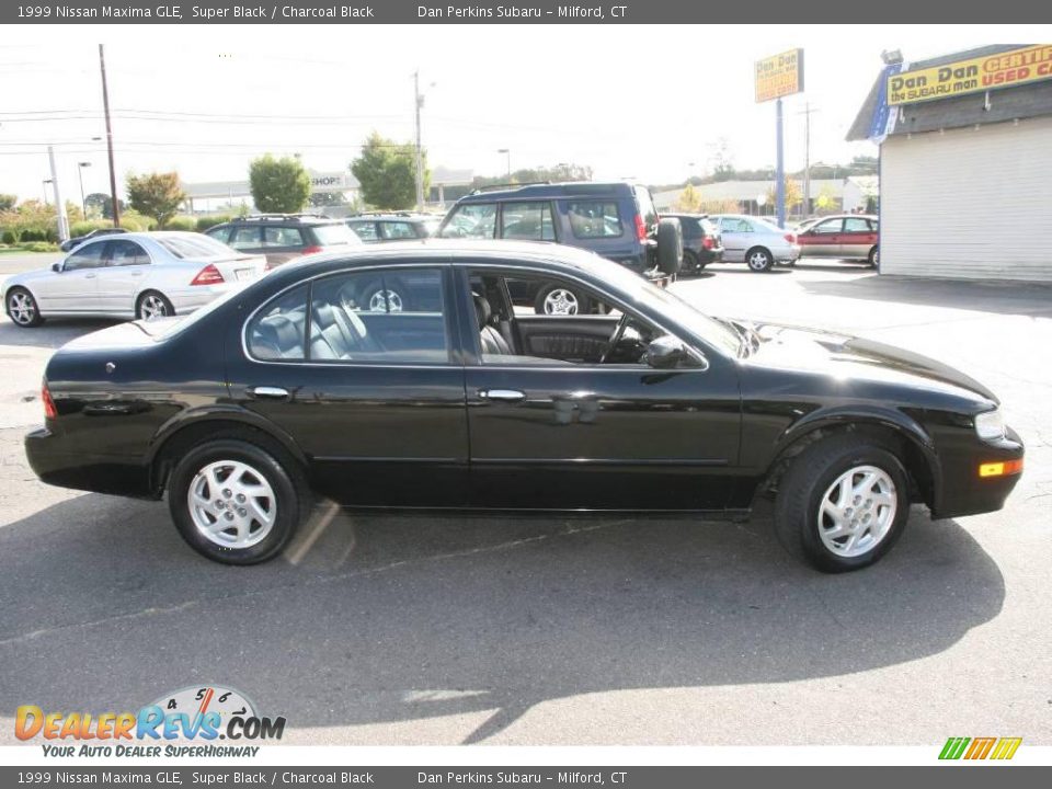 1999 Nissan Maxima GLE Super Black / Charcoal Black Photo #4