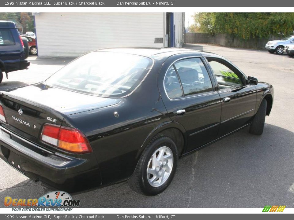 1999 Nissan Maxima GLE Super Black / Charcoal Black Photo #5