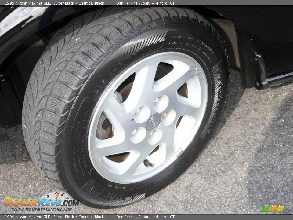 1999 Nissan Maxima GLE Super Black / Charcoal Black Photo #8