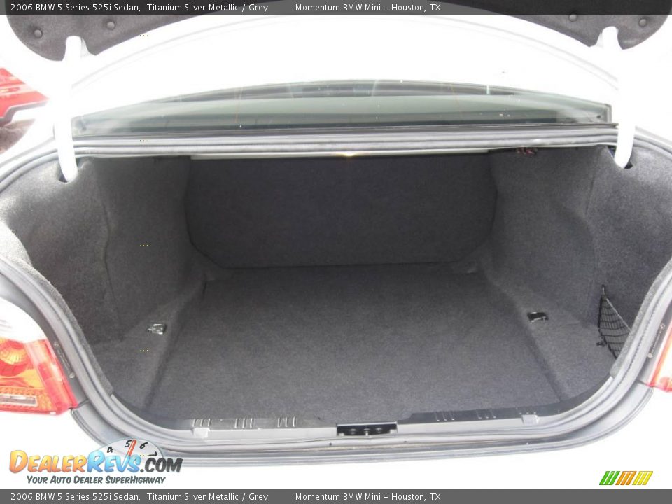 2006 BMW 5 Series 525i Sedan Titanium Silver Metallic / Grey Photo #11