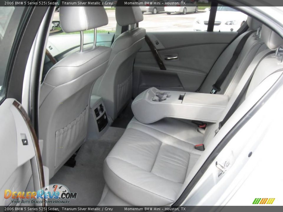 2006 BMW 5 Series 525i Sedan Titanium Silver Metallic / Grey Photo #12
