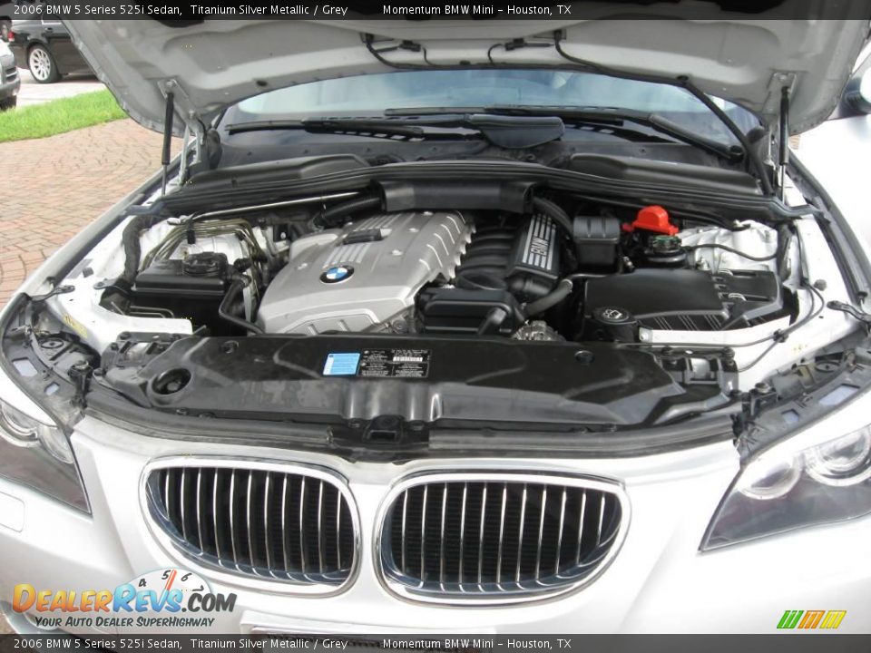 2006 BMW 5 Series 525i Sedan Titanium Silver Metallic / Grey Photo #19