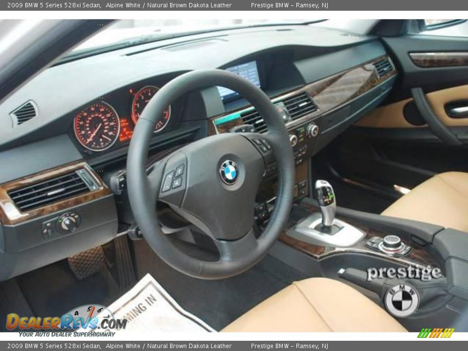 2009 BMW 5 Series 528xi Sedan Alpine White / Natural Brown Dakota Leather Photo #4