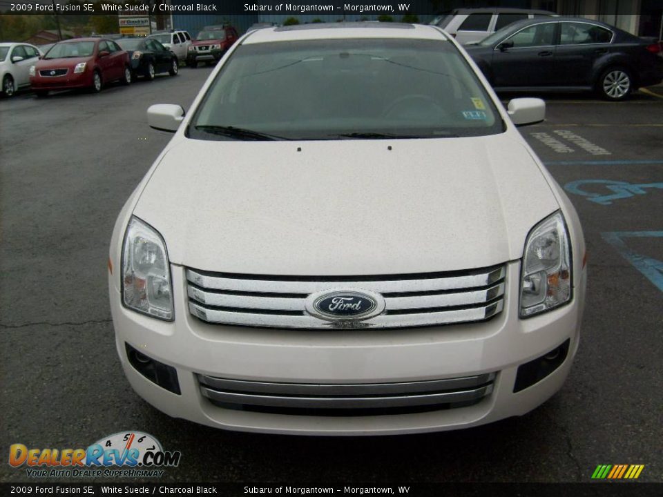 2009 Ford Fusion SE White Suede / Charcoal Black Photo #2