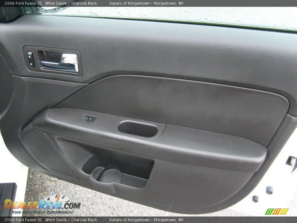 2009 Ford Fusion SE White Suede / Charcoal Black Photo #18
