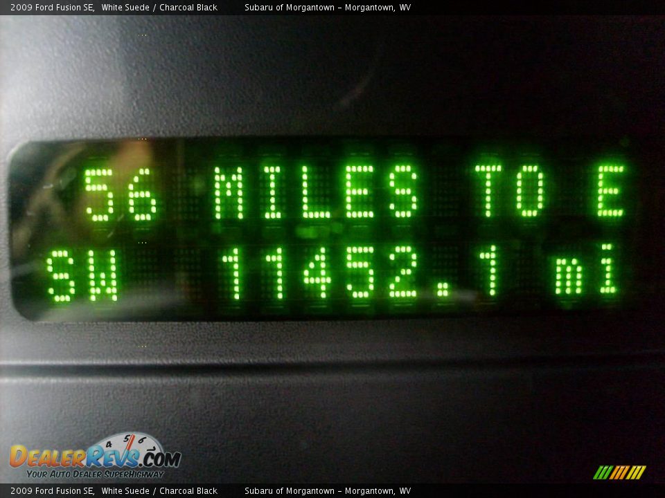 2009 Ford Fusion SE White Suede / Charcoal Black Photo #20