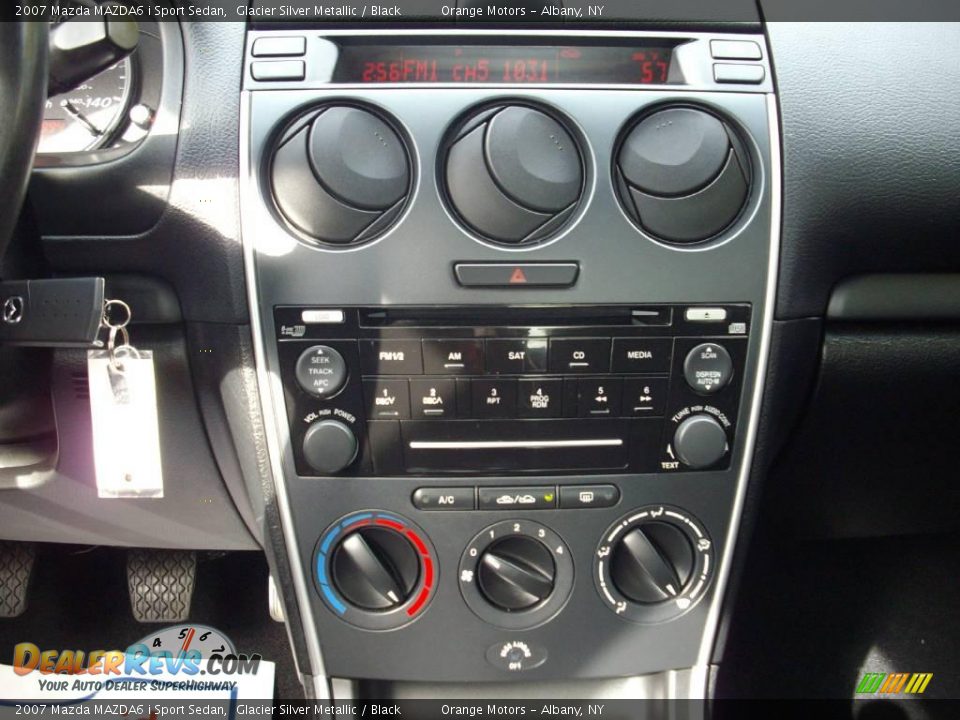 2007 Mazda MAZDA6 i Sport Sedan Glacier Silver Metallic / Black Photo #12