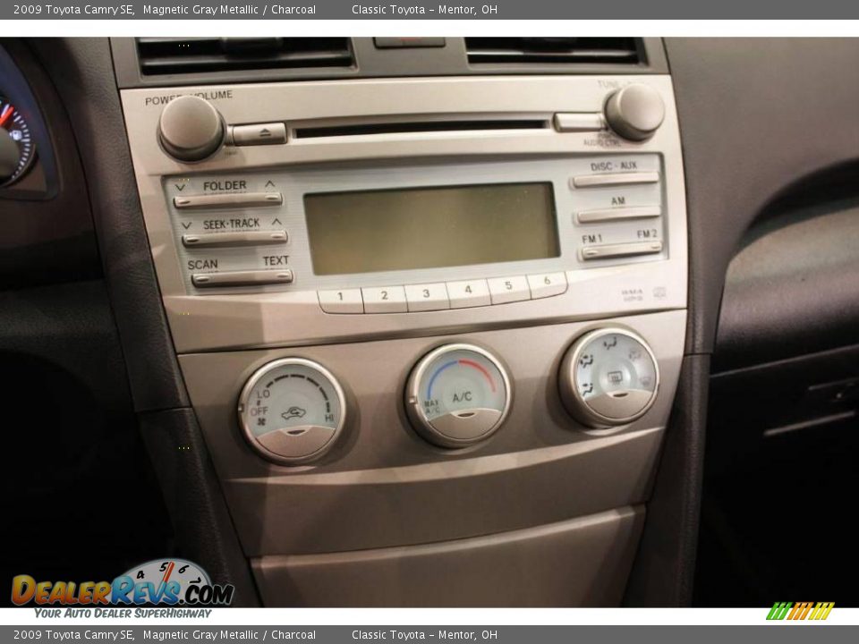 2009 Toyota Camry SE Magnetic Gray Metallic / Charcoal Photo #14