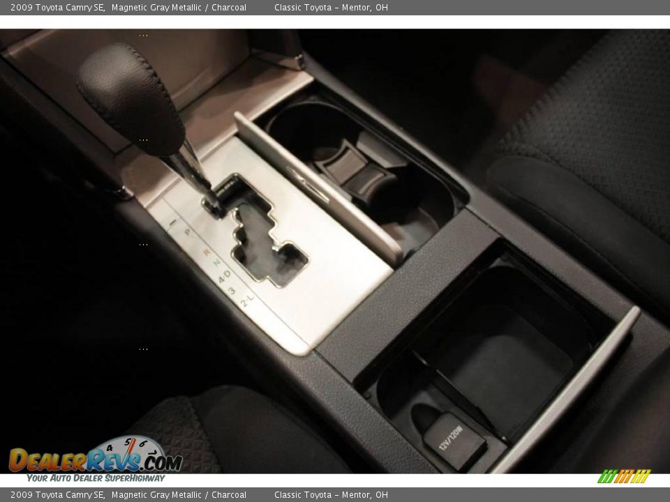 2009 Toyota Camry SE Magnetic Gray Metallic / Charcoal Photo #15