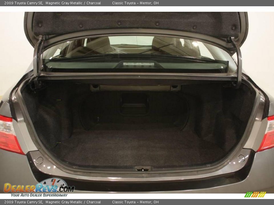 2009 Toyota Camry SE Magnetic Gray Metallic / Charcoal Photo #20