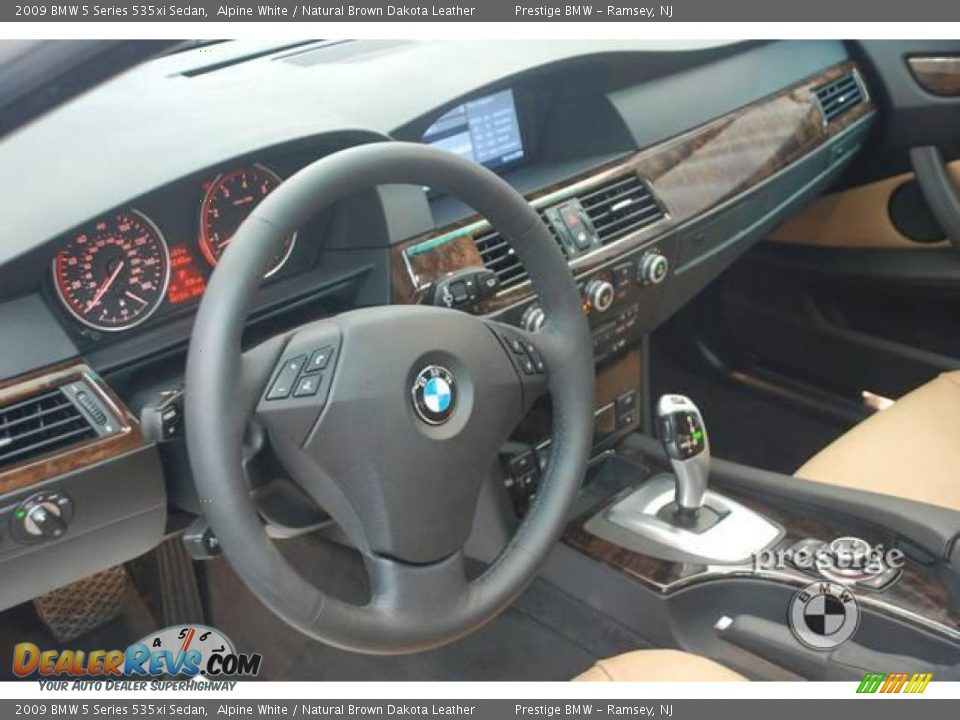 2009 BMW 5 Series 535xi Sedan Alpine White / Natural Brown Dakota Leather Photo #4