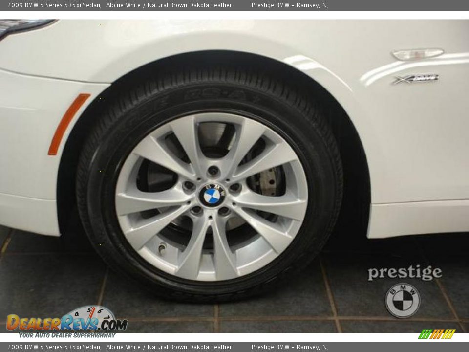 2009 BMW 5 Series 535xi Sedan Alpine White / Natural Brown Dakota Leather Photo #9