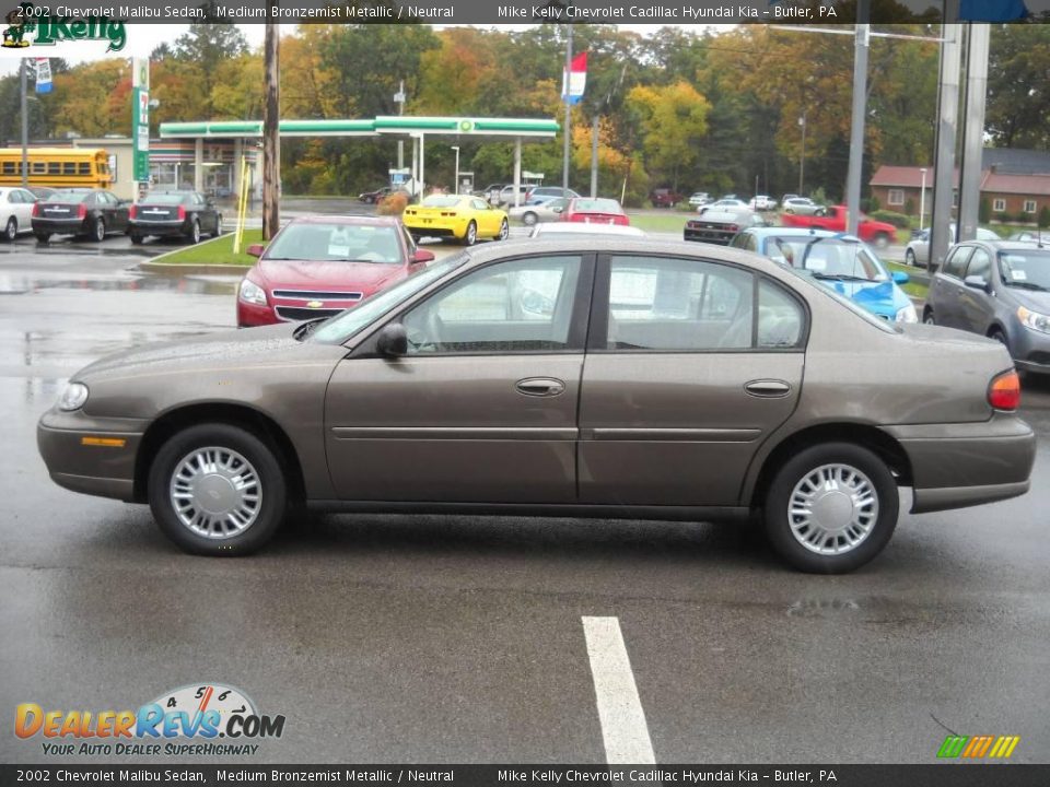 2002 Chevrolet Malibu Sedan Medium Bronzemist Metallic / Neutral Photo #6