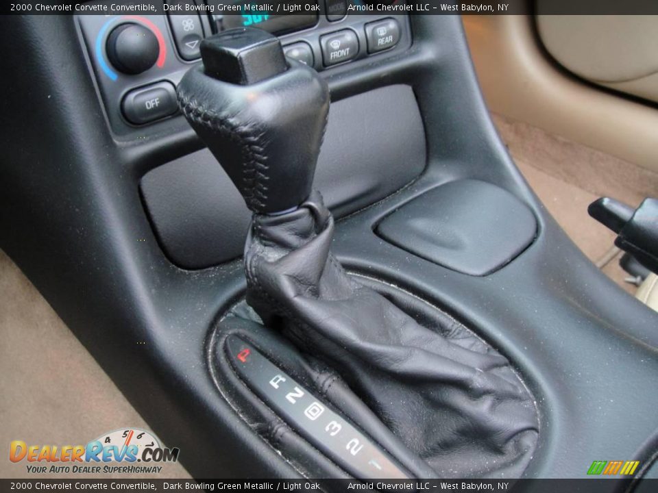 2000 Chevrolet Corvette Convertible Dark Bowling Green Metallic / Light Oak Photo #16