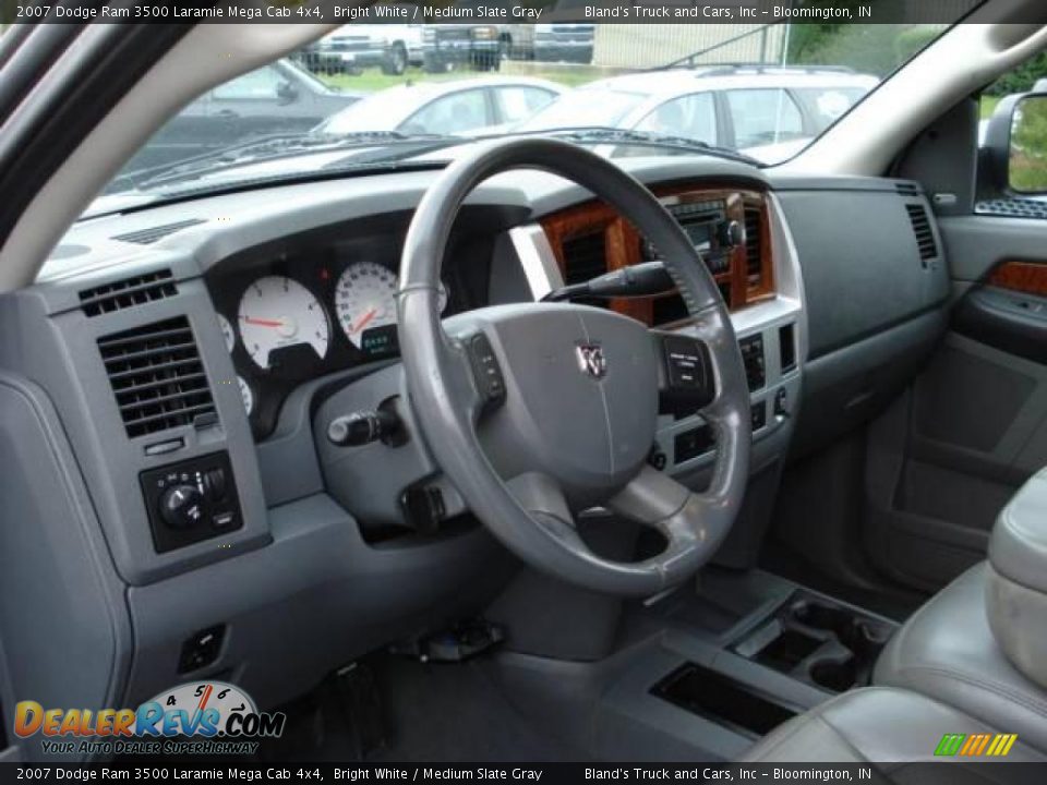 2007 Dodge Ram 3500 Laramie Mega Cab 4x4 Bright White / Medium Slate Gray Photo #4