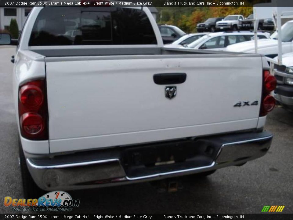 2007 Dodge Ram 3500 Laramie Mega Cab 4x4 Bright White / Medium Slate Gray Photo #10