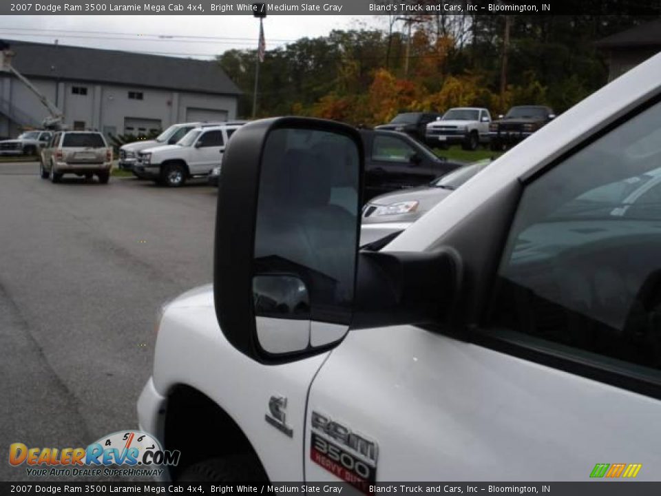 2007 Dodge Ram 3500 Laramie Mega Cab 4x4 Bright White / Medium Slate Gray Photo #14