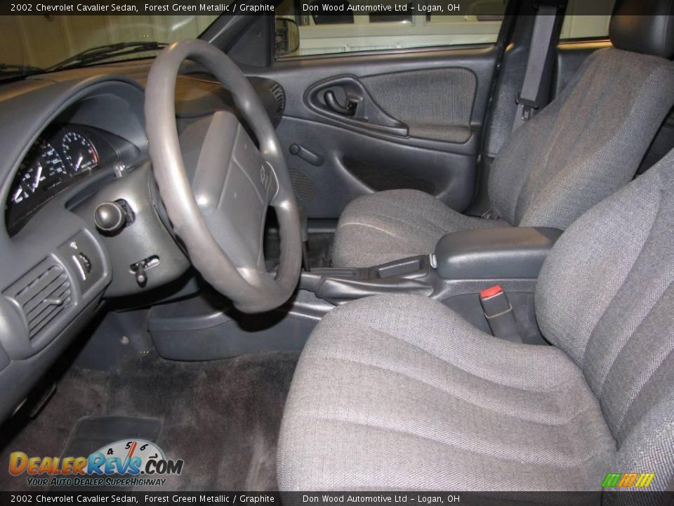 2002 Chevrolet Cavalier Sedan Forest Green Metallic / Graphite Photo #9