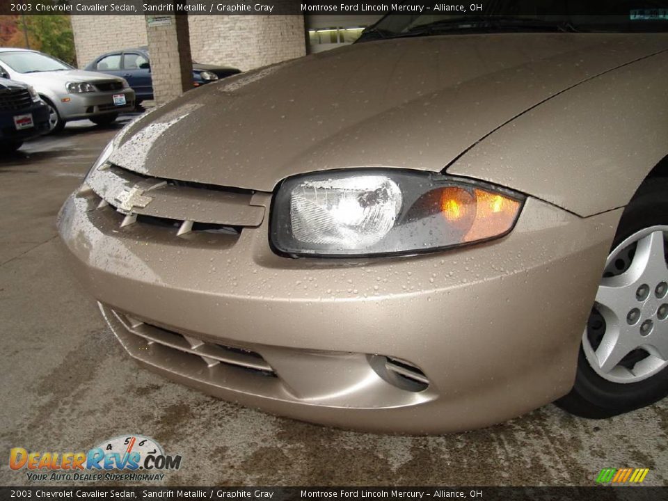 2003 Chevrolet Cavalier Sedan Sandrift Metallic / Graphite Gray Photo #9