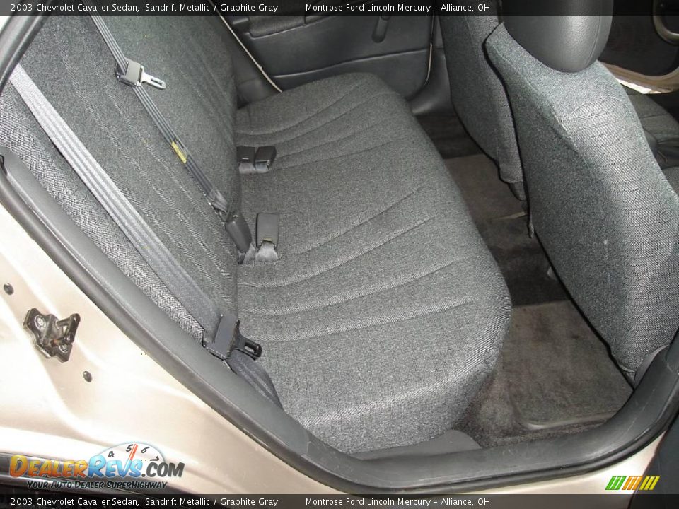 2003 Chevrolet Cavalier Sedan Sandrift Metallic / Graphite Gray Photo #14