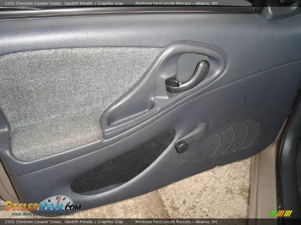 2003 Chevrolet Cavalier Sedan Sandrift Metallic / Graphite Gray Photo #21