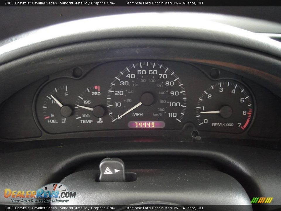2003 Chevrolet Cavalier Sedan Sandrift Metallic / Graphite Gray Photo #23