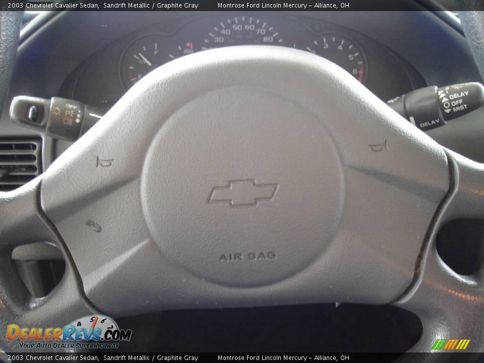 2003 Chevrolet Cavalier Sedan Sandrift Metallic / Graphite Gray Photo #24