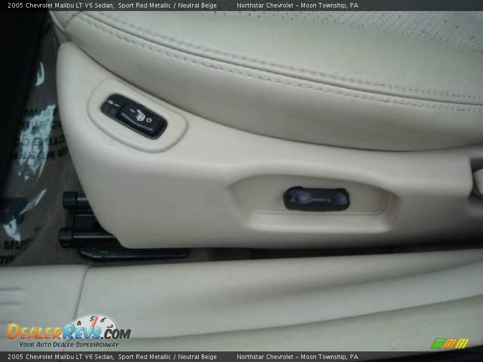 2005 Chevrolet Malibu LT V6 Sedan Sport Red Metallic / Neutral Beige Photo #15