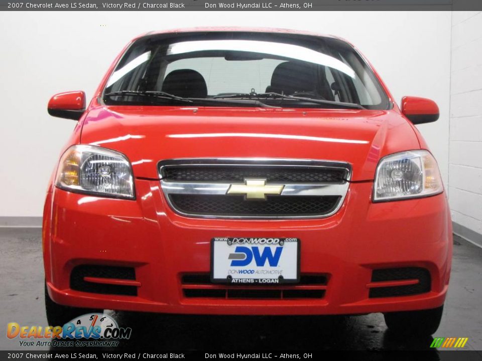 2007 Chevrolet Aveo LS Sedan Victory Red / Charcoal Black Photo #8