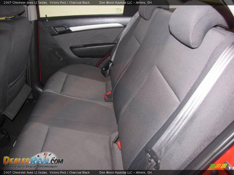 2007 Chevrolet Aveo LS Sedan Victory Red / Charcoal Black Photo #12