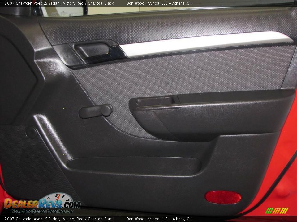2007 Chevrolet Aveo LS Sedan Victory Red / Charcoal Black Photo #15