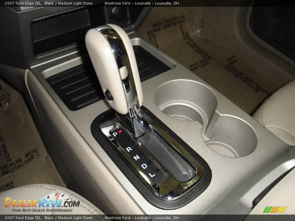 2007 Ford Edge SEL Black / Medium Light Stone Photo #30