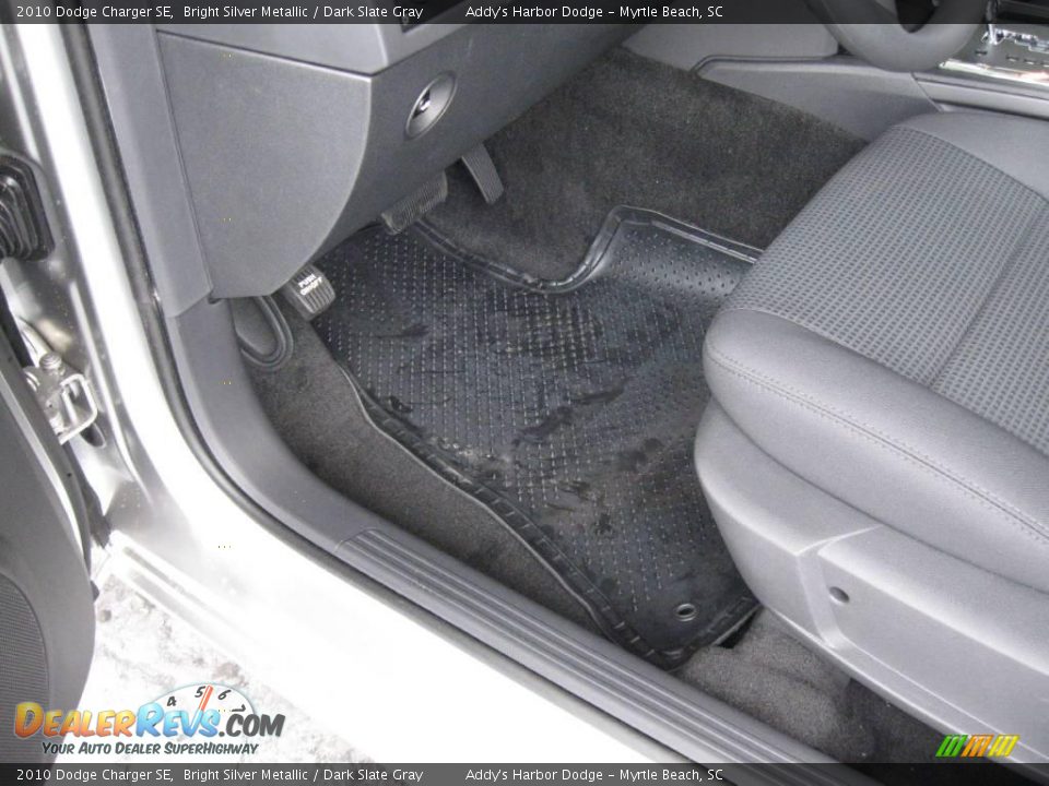 2010 Dodge Charger SE Bright Silver Metallic / Dark Slate Gray Photo #13