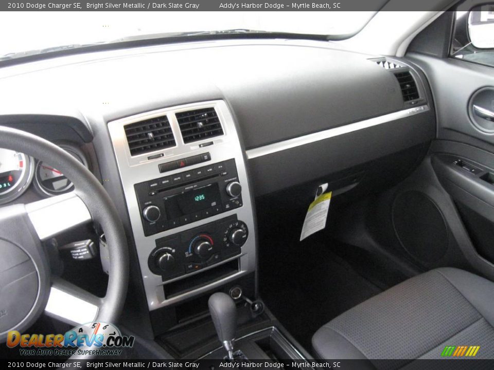 2010 Dodge Charger SE Bright Silver Metallic / Dark Slate Gray Photo #18