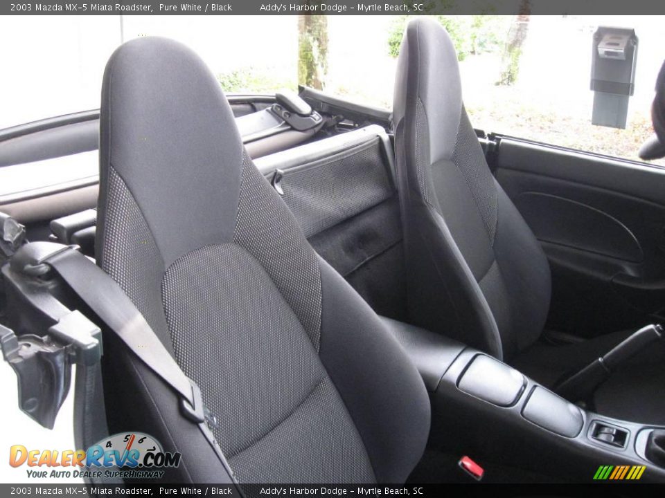 2003 Mazda MX-5 Miata Roadster Pure White / Black Photo #21