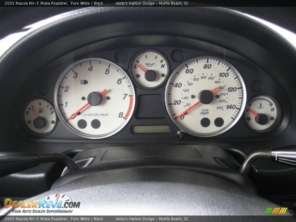 2003 Mazda MX-5 Miata Roadster Pure White / Black Photo #23