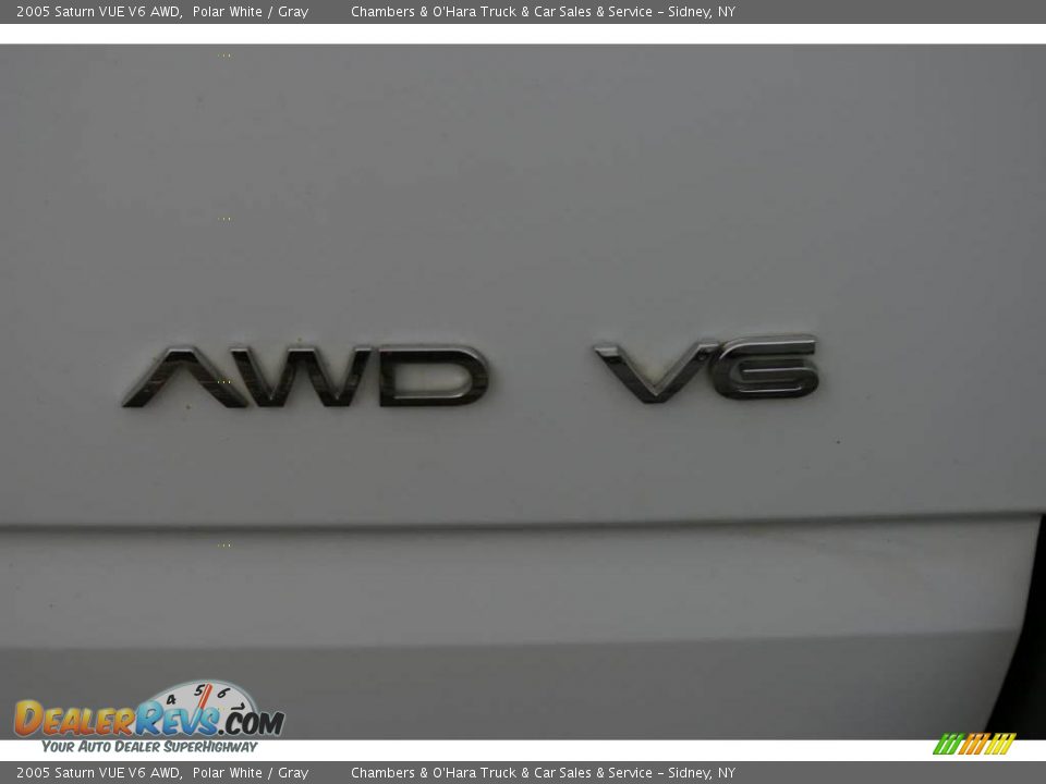 2005 Saturn VUE V6 AWD Polar White / Gray Photo #10