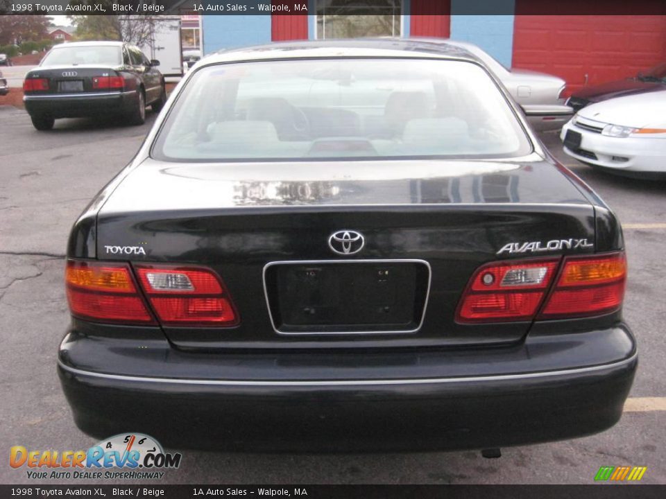 1998 Toyota Avalon XL Black / Beige Photo #14