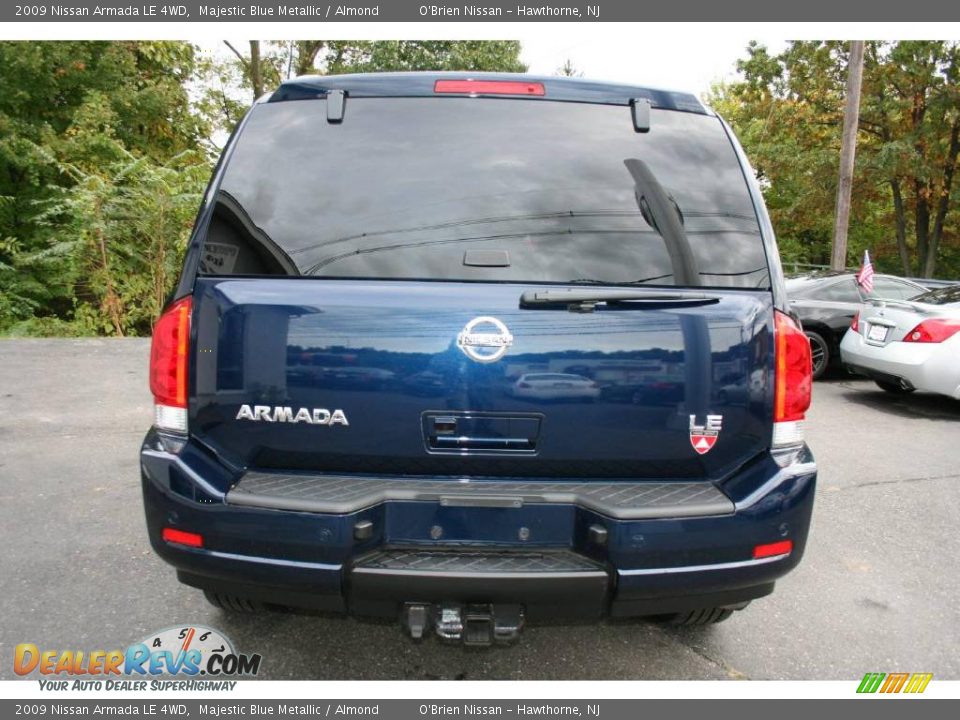 2009 Nissan Armada LE 4WD Majestic Blue Metallic / Almond Photo #5