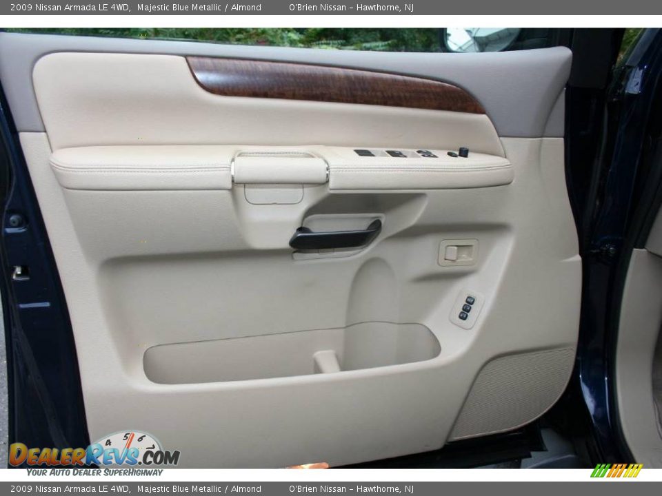 2009 Nissan Armada LE 4WD Majestic Blue Metallic / Almond Photo #9