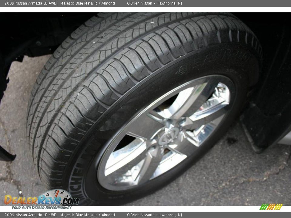 2009 Nissan Armada LE 4WD Majestic Blue Metallic / Almond Photo #28