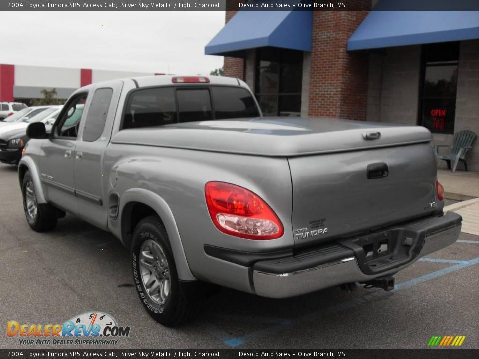 2004 Toyota Tundra SR5 Access Cab Silver Sky Metallic / Light Charcoal Photo #9