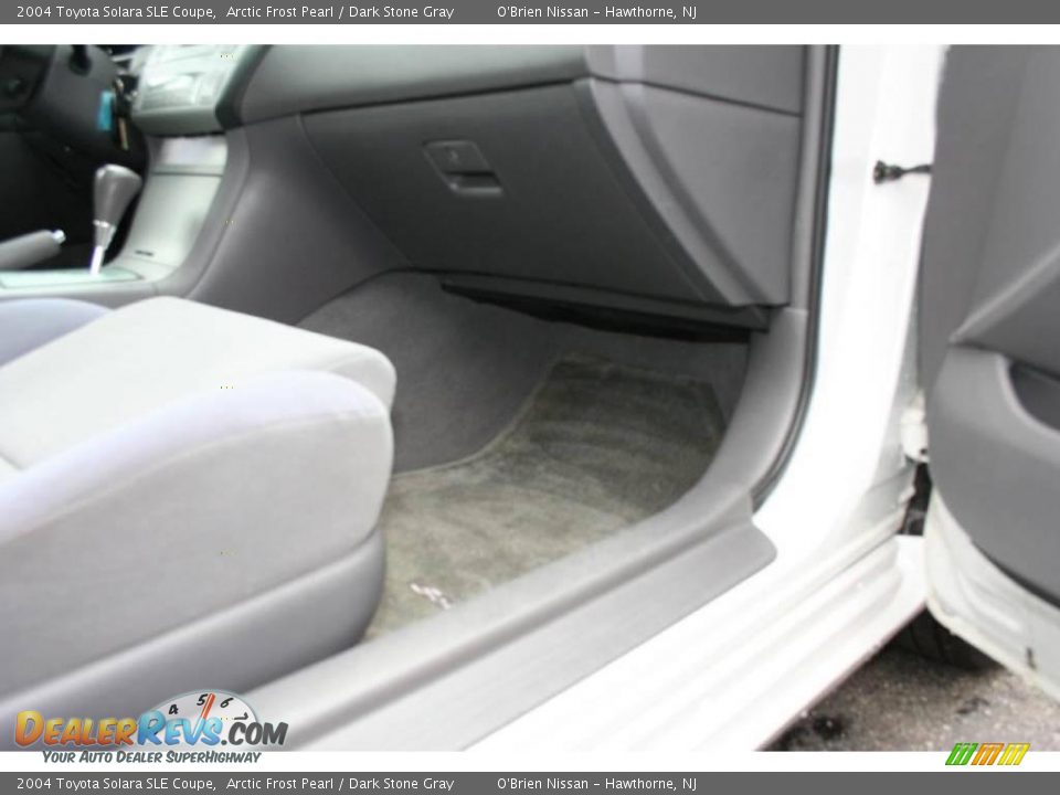 2004 Toyota Solara SLE Coupe Arctic Frost Pearl / Dark Stone Gray Photo #24