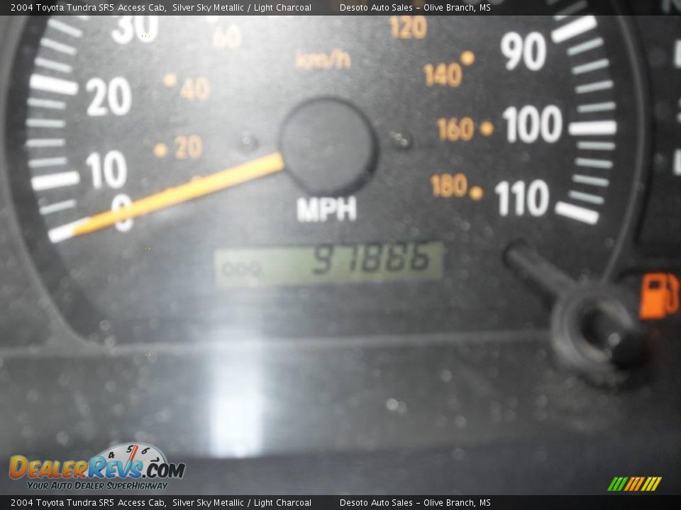 2004 Toyota Tundra SR5 Access Cab Silver Sky Metallic / Light Charcoal Photo #11