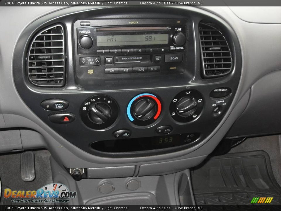2004 Toyota Tundra SR5 Access Cab Silver Sky Metallic / Light Charcoal Photo #13