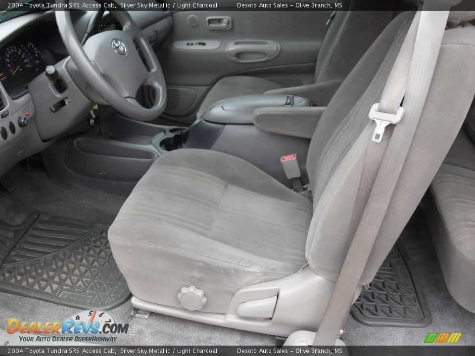 2004 Toyota Tundra SR5 Access Cab Silver Sky Metallic / Light Charcoal Photo #15