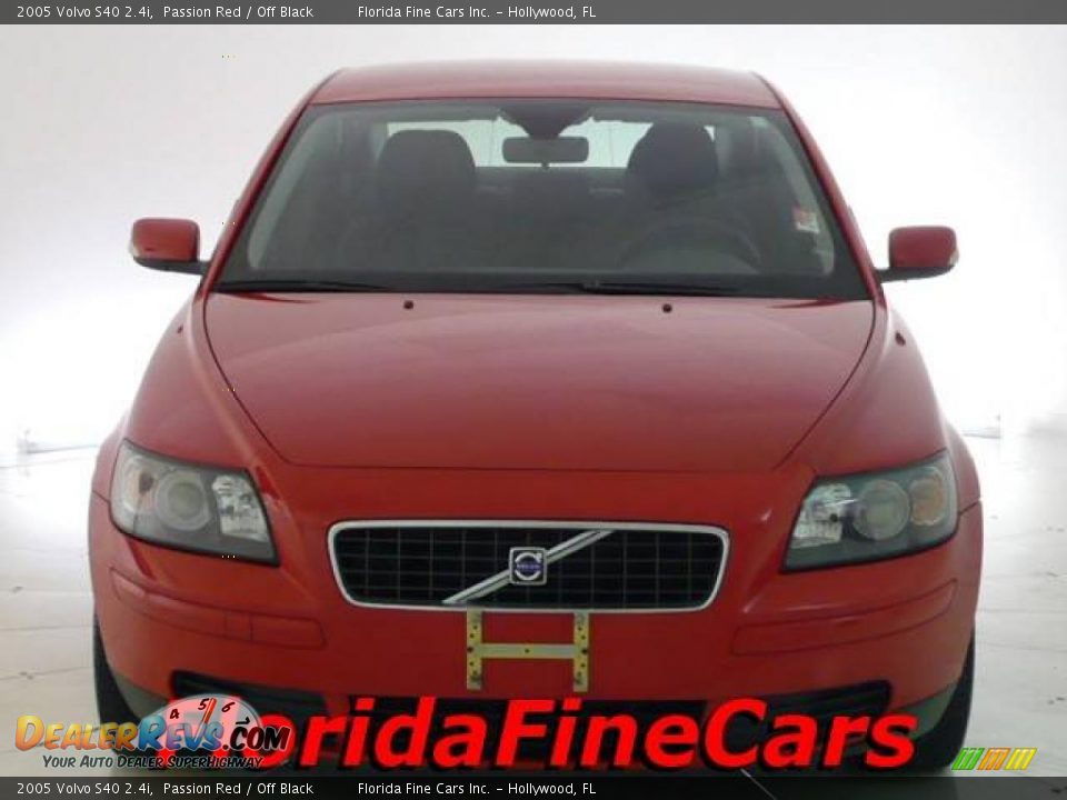 2005 Volvo S40 2.4i Passion Red / Off Black Photo #5