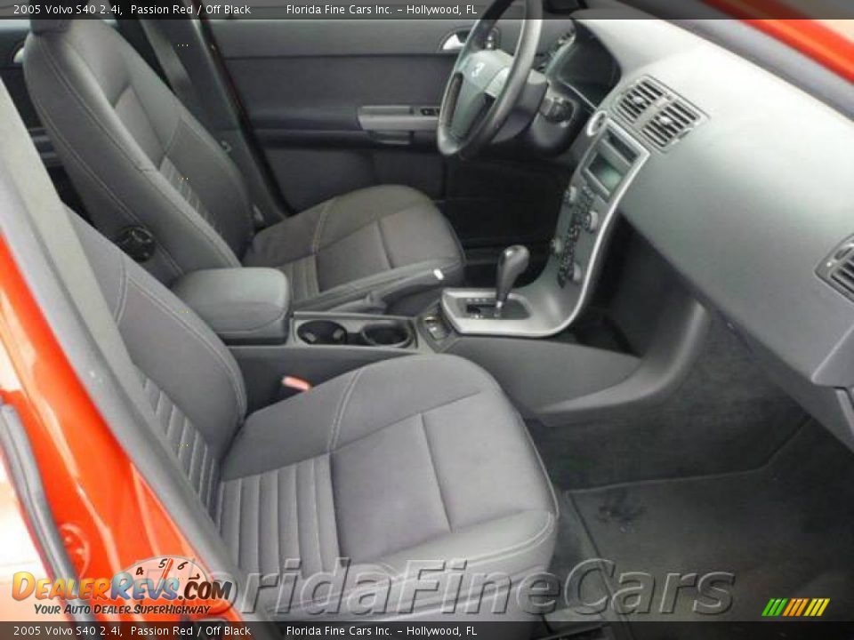 2005 Volvo S40 2.4i Passion Red / Off Black Photo #13
