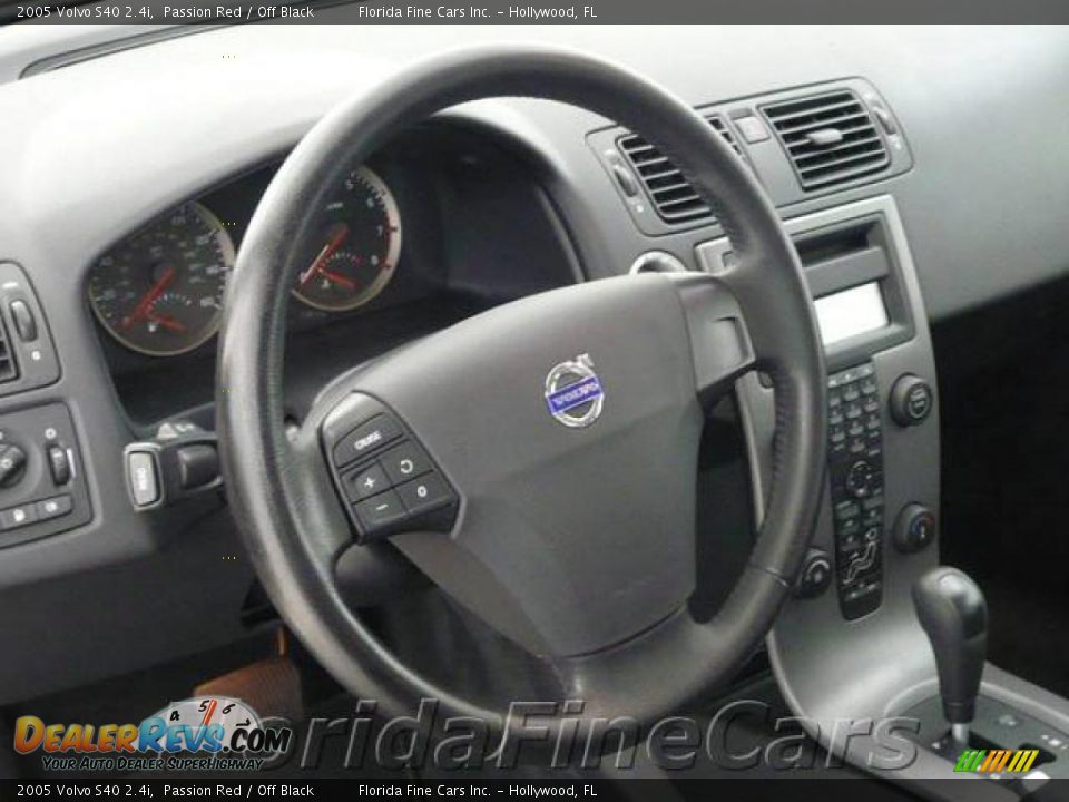 2005 Volvo S40 2.4i Passion Red / Off Black Photo #17