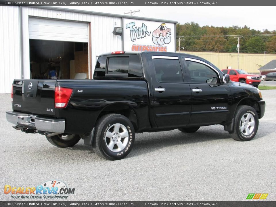 2007 Nissan titan se crew cab #2